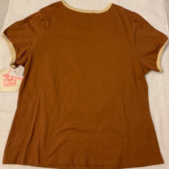 Pink Lomein  NWT Brown Short Sleeve Cut Out Top “ Abundance Flows Freely” XXL - Picture 2 of 5